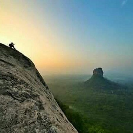 Sigiriya Vee Guest Apartment Exterior photo